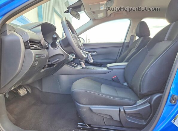 3N1AB8CV6SY365119 2025 NISSAN SENTRA Blue Widok wnętrza z przodu