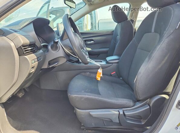 3N1AB8CV7PY287974 2023 NISSAN SENTRA White Սալոնի դիմացի տեսք