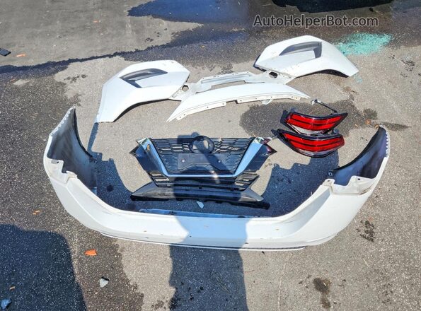 3N1AB8CV7PY287974 2023 NISSAN SENTRA White Շարժիչի բաժամունքի տեսք