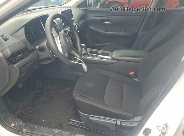 3N1AB8CV7PY324912 2023 NISSAN SENTRA Белый Вид салона спереди