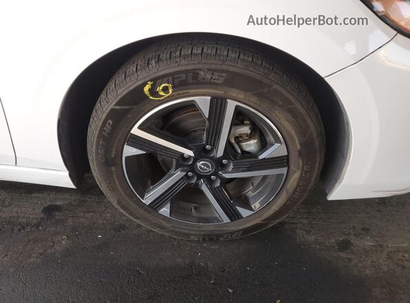 3N1AB8CV7RY371926 2024 NISSAN SENTRA Белый 