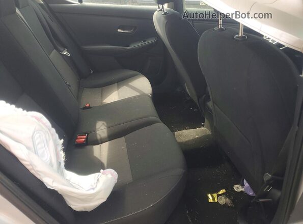 3N1AB8CV8PY243868 2023 NISSAN SENTRA Серебряный Вид задних сидений