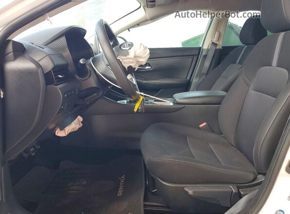 3N1AB8CV8PY273047 2023 NISSAN SENTRA Белый Вид салона спереди