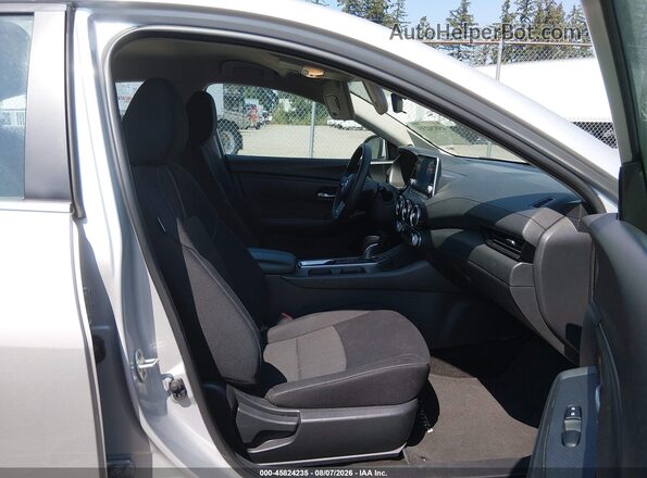 3N1AB8CV8PY314129 2023 NISSAN SENTRA Silver წინა სალონის ხედი