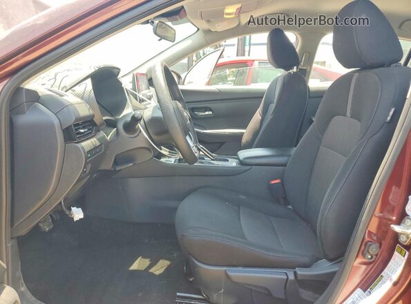 3N1AB8CV8RY304266 2024 NISSAN SENTRA Белый Вид салона спереди