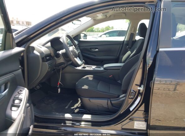 3N1AB8CV8SY357233 2025 NISSAN SENTRA Black Սալոնի դիմացի տեսք