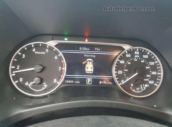 3N1AB8CV8SY401442 2025 NISSAN SENTRA White ხელსაწყოთა პანელის ხედი