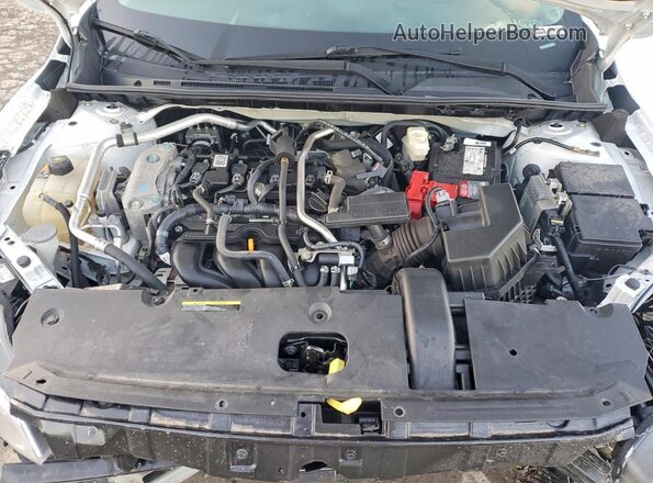 3N1AB8CV9NY247425 2022 NISSAN SENTRA Белый Вид задней части салона