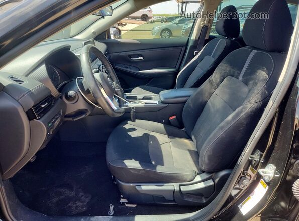 3N1AB8CV9PY227615 2023 NISSAN SENTRA Черный Вид салона спереди