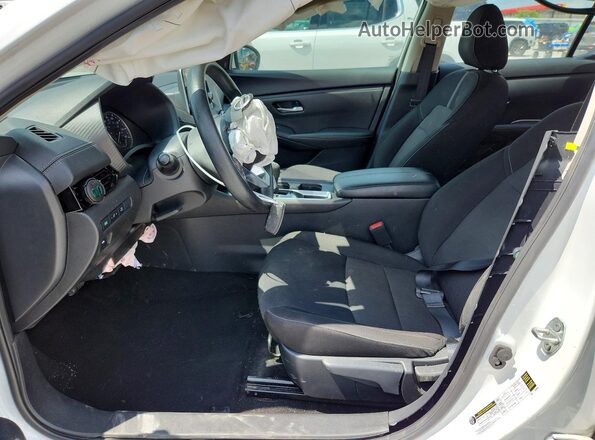 3N1AB8CV9SY230247 2025 NISSAN SENTRA White Widok wnętrza z przodu
