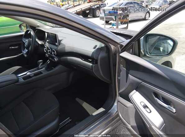3N1AB8CV9SY360366 2025 NISSAN SENTRA Gray Вид салону спереду