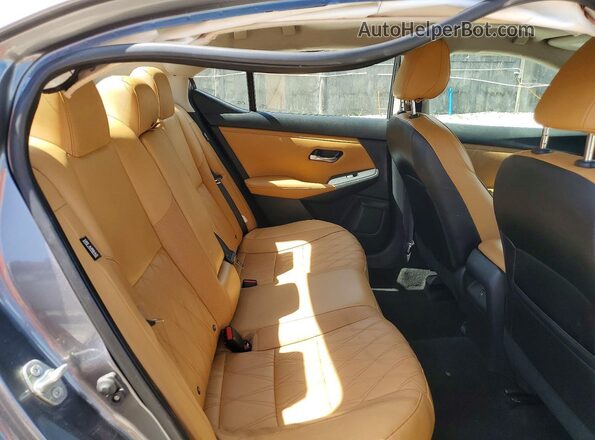3N1AB8CVXMY226761 2021 NISSAN SENTRA Gray Widok tylnych siedzeń