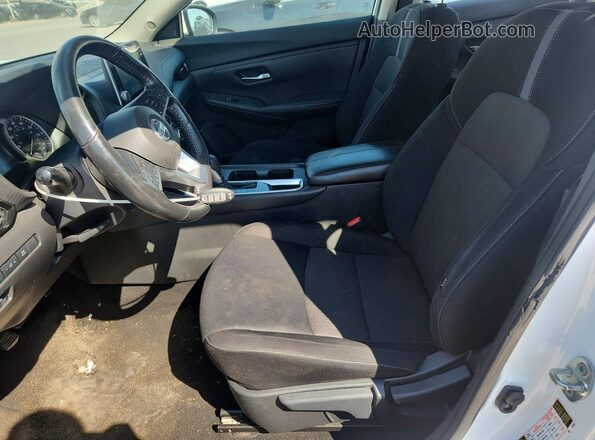 3N1AB8CVXNY285360 2022 NISSAN SENTRA White Вид салону спереду