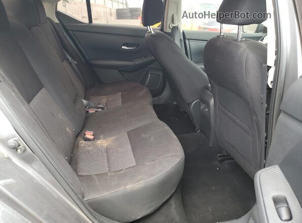 3N1AB8CVXNY294611 2022 NISSAN SENTRA Gray Vista de los asientos traseros