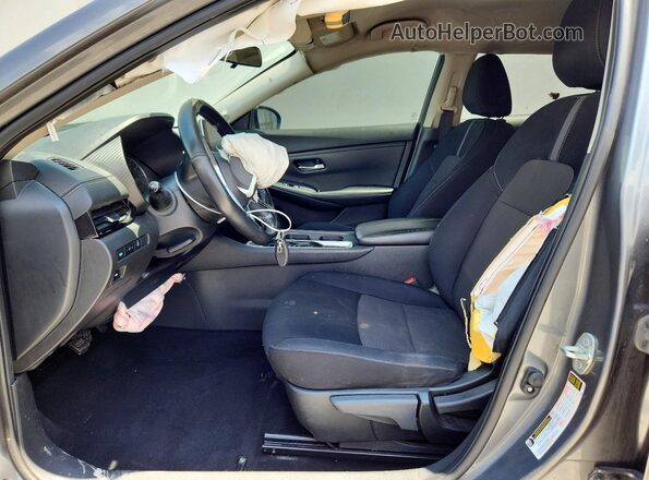 3N1AB8CVXPY226716 2023 NISSAN SENTRA Silver Widok wnętrza z przodu