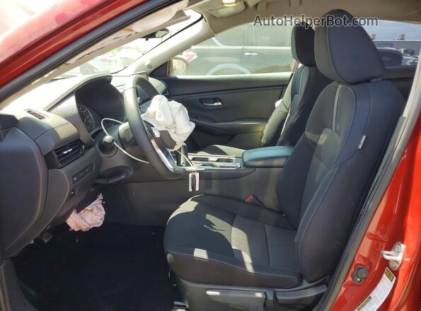 3N1AB8CVXPY280078 2023 NISSAN SENTRA Красный Вид салона спереди