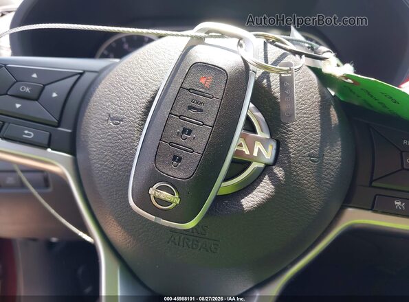 3N1AB8CVXSY389858 2025 NISSAN SENTRA Красный Вид панели приборов