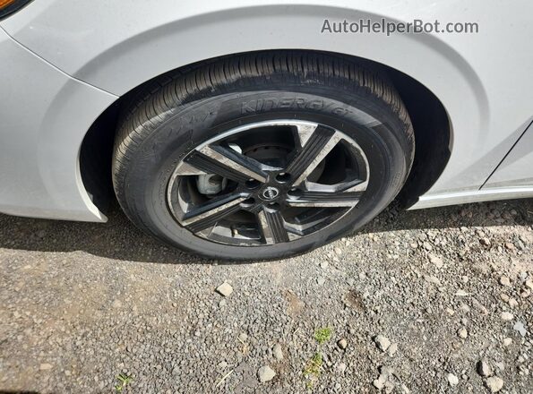 3N1AB8CVXSY390430 2025 NISSAN SENTRA White VIN կոդի պիտակի տեսք
