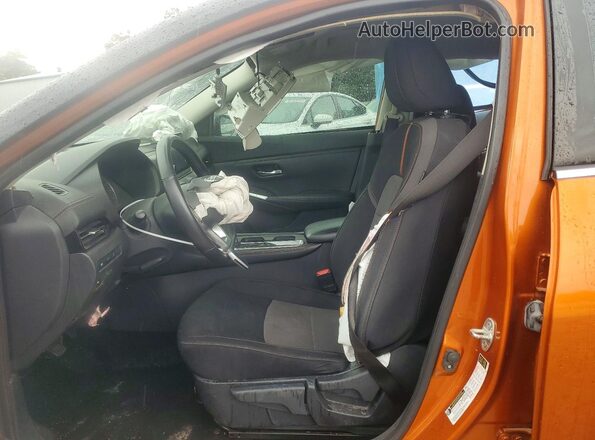 3N1AB8DV2MY204946 2021 NISSAN SENTRA Оранжевый Вид салона спереди