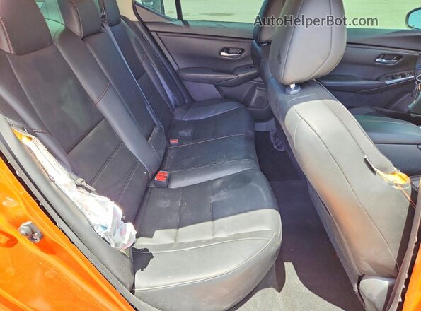 3N1AB8DV3PY312402 2023 NISSAN SENTRA Orange Vista de los asientos traseros