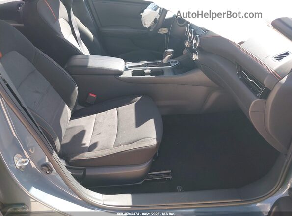 3N1AB8DV3SY292158 2025 NISSAN SENTRA Серый Вид салона спереди