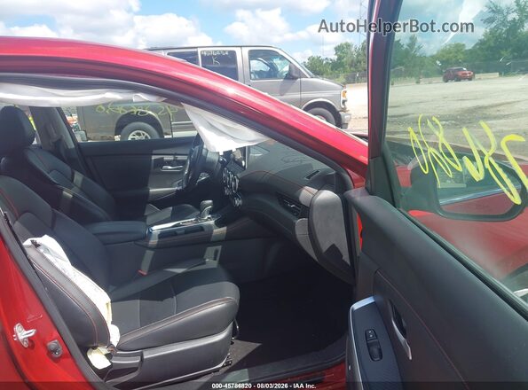 3N1AB8DV5RY328619 2024 NISSAN SENTRA Красный Вид салона спереди