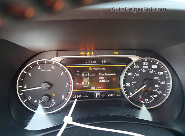 3N1AB8DV5SY323104 2025 NISSAN SENTRA White Սարքավորումների վահանակի տեսք