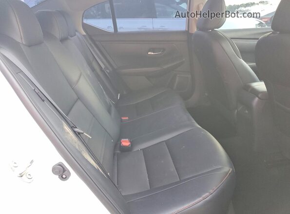 3N1AB8DV6SY221648 2025 NISSAN SENTRA White Հետևի նստատեղերի տեսք