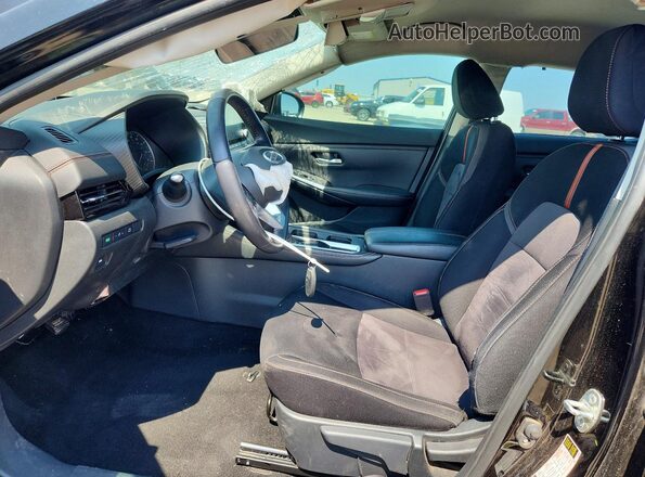 3N1AB8DV7MY279271 2021 NISSAN SENTRA Black Սալոնի դիմացի տեսք
