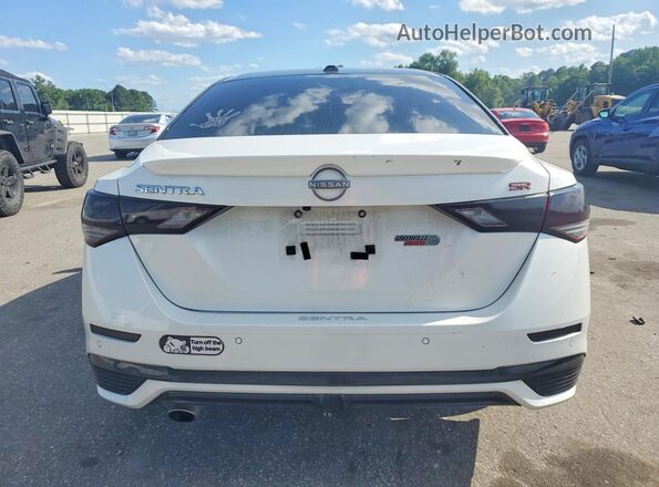 3N1AB8DV7RY243698 2024 NISSAN SENTRA White Հետևի տեսք