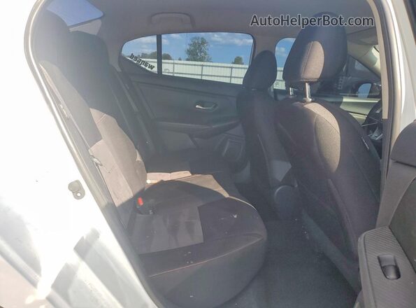3N1AB8DV7RY243698 2024 NISSAN SENTRA White Հետևի նստատեղերի տեսք