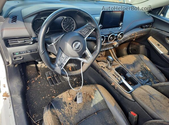 3N1AB8DV8SY290924 2025 NISSAN SENTRA Белый Вид панели приборов