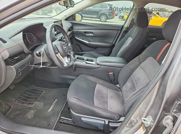 3N1AB8DV9RY352390 2024 NISSAN SENTRA Gray Vista interior delantera