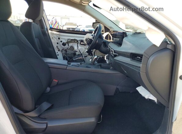 3N1AB9BV5TY219383 2026 NISSAN SENTRA White Vista interior delantera