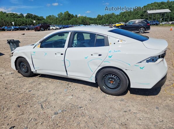 3N1AB9BV8TY267461 2026 NISSAN SENTRA White Trasero izquierdo