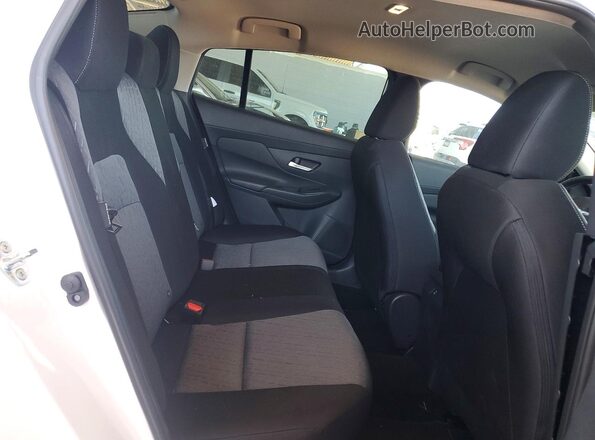 3N1AB9CV4TY228168 2026 NISSAN SENTRA White Vista de los asientos traseros