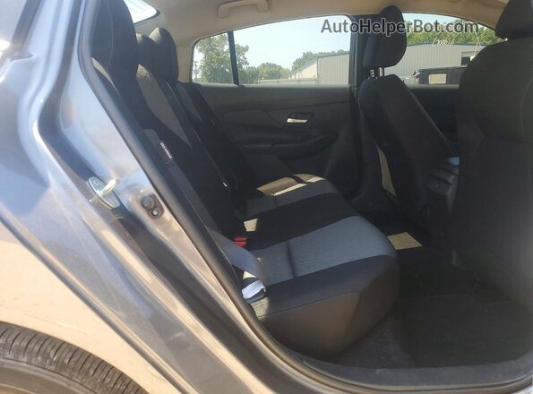 3N1AB9CV6TY231945 2026 NISSAN SENTRA Gray Вид задніх сидінь