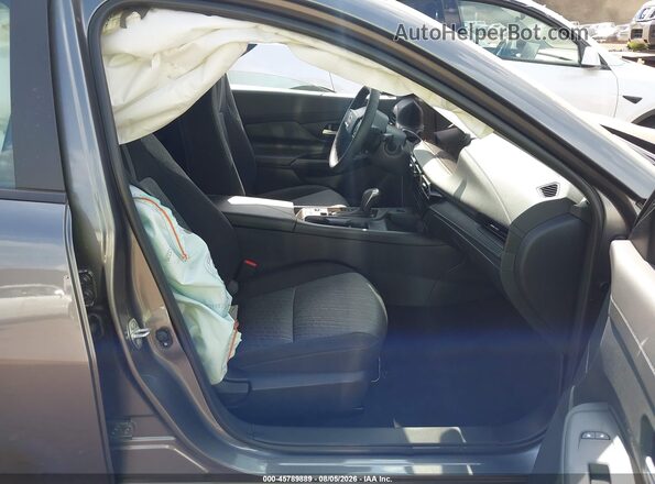 3N1AB9CV6TY243688 2026 NISSAN SENTRA Gray Вид салону спереду