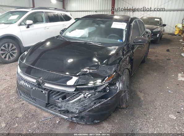 3N1AB9CV6TY263181 2026 NISSAN SENTRA Black Vista tres cuartos delantera izquierda
