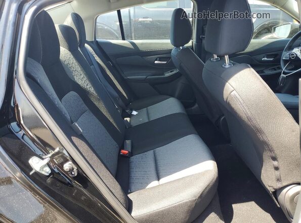 3N1AB9CV6TY268963 2026 NISSAN SENTRA Черный Вид задних сидений