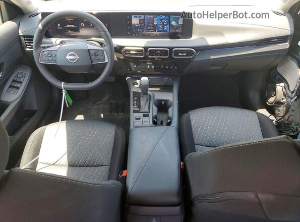 3N1AB9CV6TY275850 2026 NISSAN SENTRA Gray Dashboard view