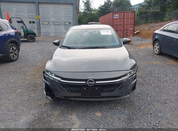 3N1AB9CV7TY285335 2026 NISSAN SENTRA Gray Вид задньої частини салону