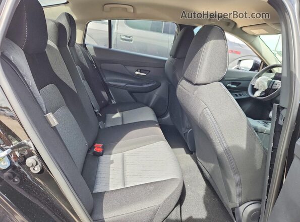 3N1AB9CV8TY255082 2026 NISSAN SENTRA Black Вид задніх сидінь