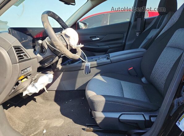 3N1AB9CV8TY255082 2026 NISSAN SENTRA Black Вид салону спереду