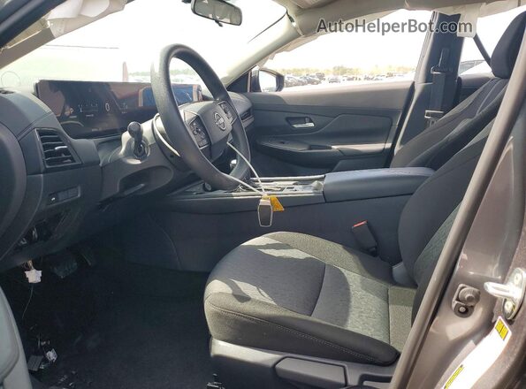 3N1AB9CV9TY244737 2026 NISSAN SENTRA Серый Вид салона спереди
