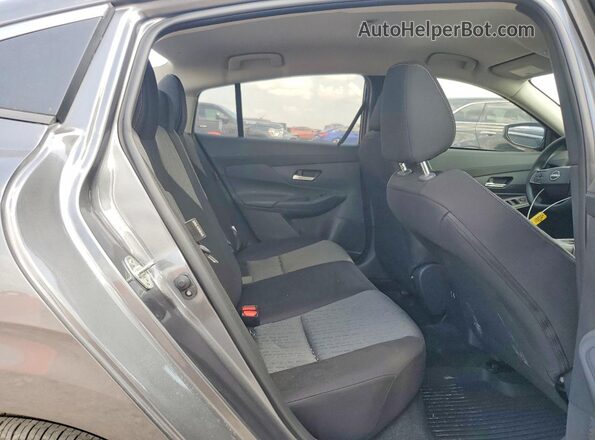3N1AB9CVXTY211536 2026 NISSAN SENTRA Gray Հետևի նստատեղերի տեսք