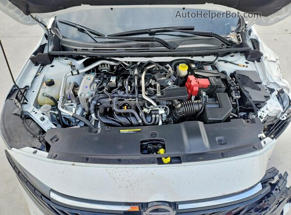 3N1AB9DV1TY268741 2026 NISSAN SENTRA White Rear interior view