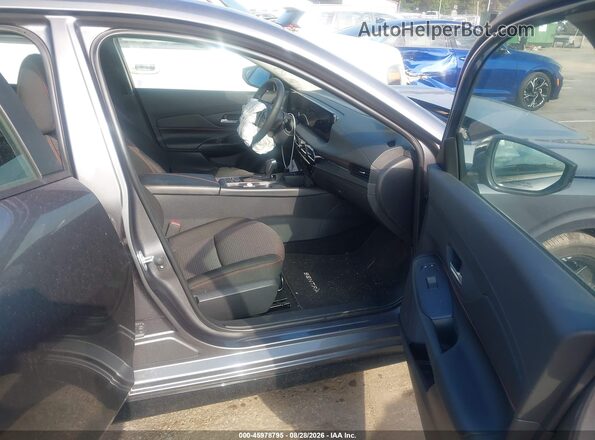 3N1AB9DV2TY251754 2026 NISSAN SENTRA Gray წინა სალონის ხედი