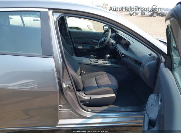 3N1AB9DV4TY285050 2026 NISSAN SENTRA Gray Front interior view