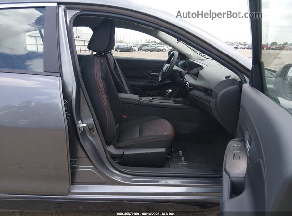 3N1AB9DV7TY290260 2026 NISSAN SENTRA Серый Вид салона спереди